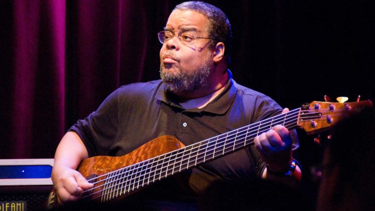 5 Knockout Anthony Jackson Bass Performance Videos You Must See